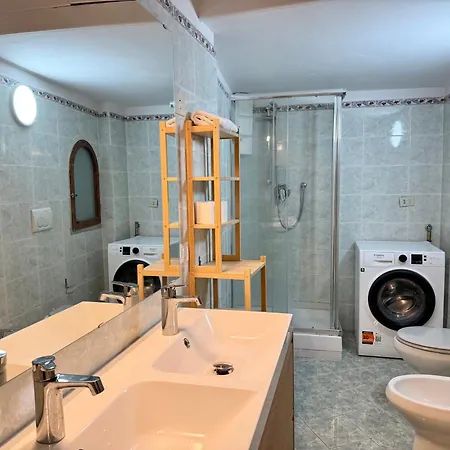 Magnoli 2 D Apartment