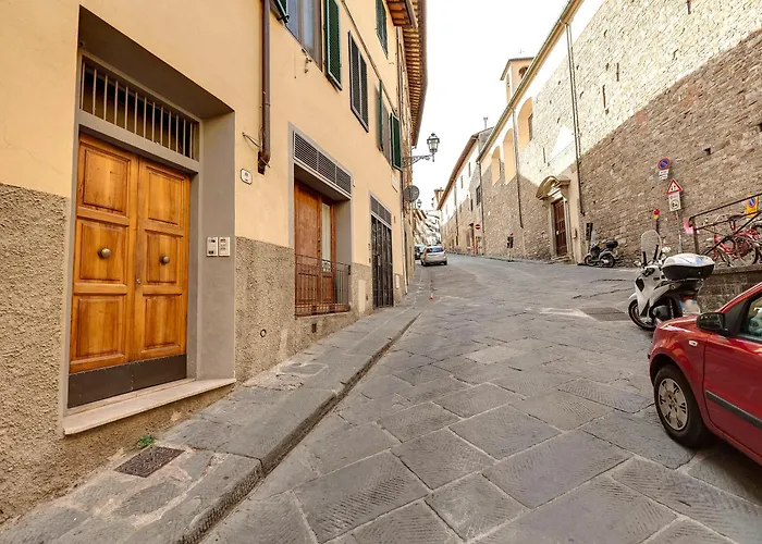 Magnoli 2 D Apartment